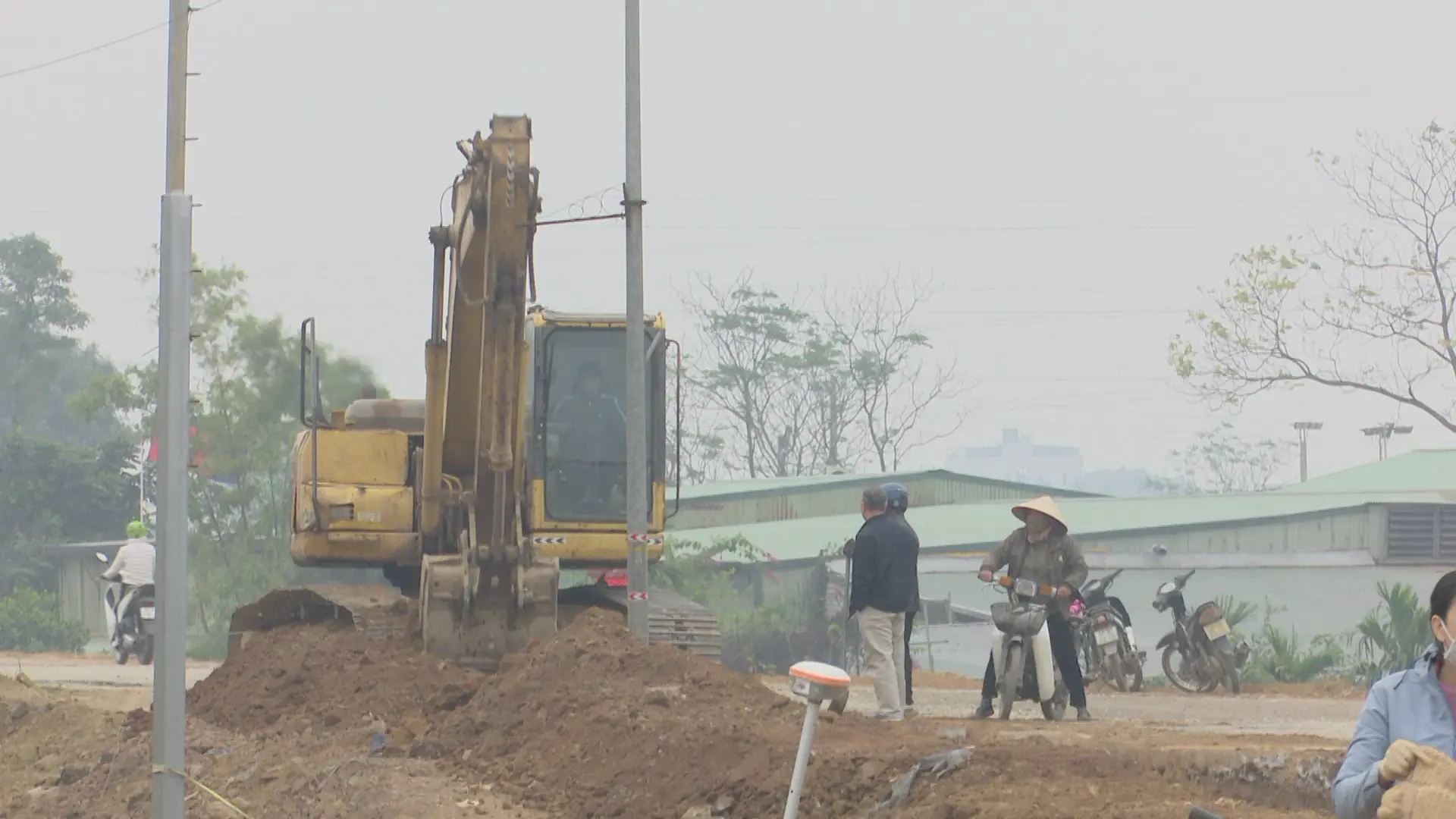 Cần đẩy nhanh tiến độ đường đê tả Đáy Yên Nghĩa